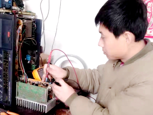 选煤工匠  钱兆斌事情照